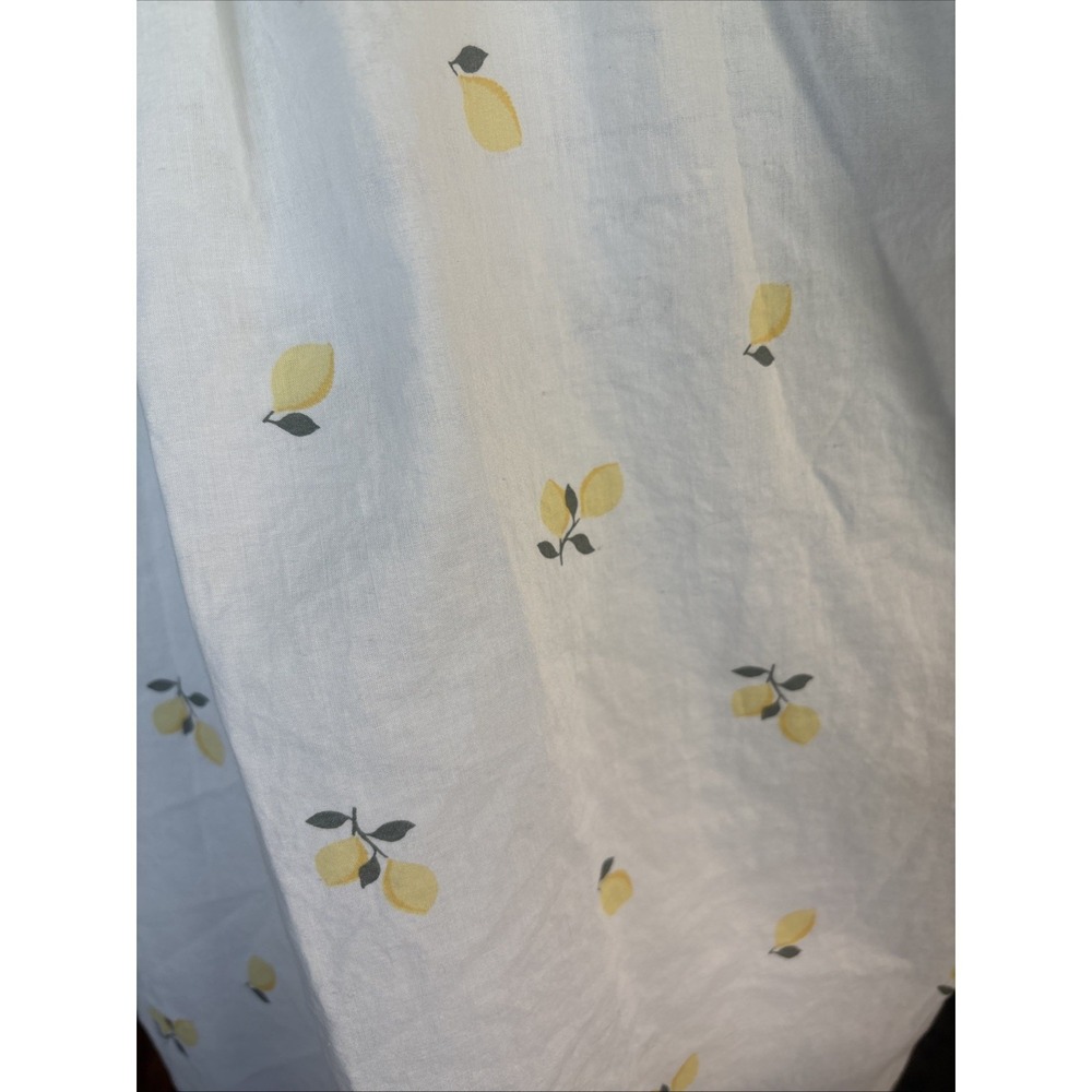 St Johns Bay Short Sleeve Collared Button Up White With Lemons Size XL - Picture 3 of 5